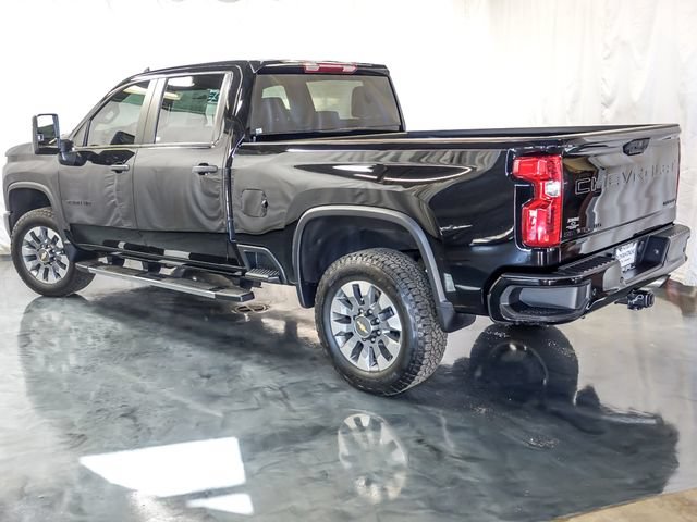 Used 2025 Chevrolet Silverado 2500 Custom w/ Custom Value Package AWD/4WD image 9