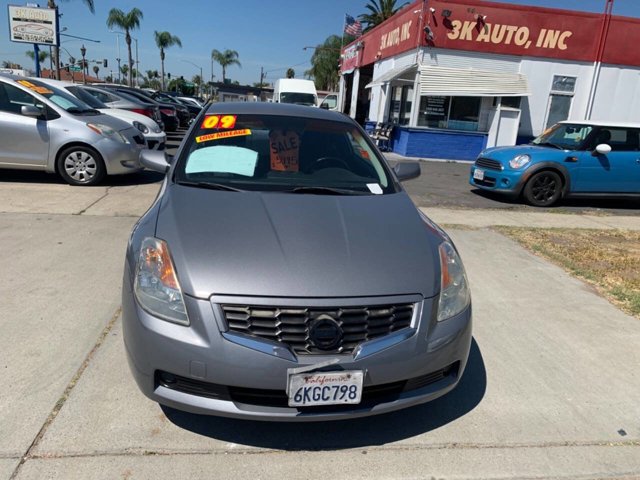 Used 2009 Nissan Altima 2.5 S w/ Convenience Pkg FWD image 1