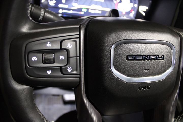 Used 2023 GMC Yukon Denali Ultimate image 38