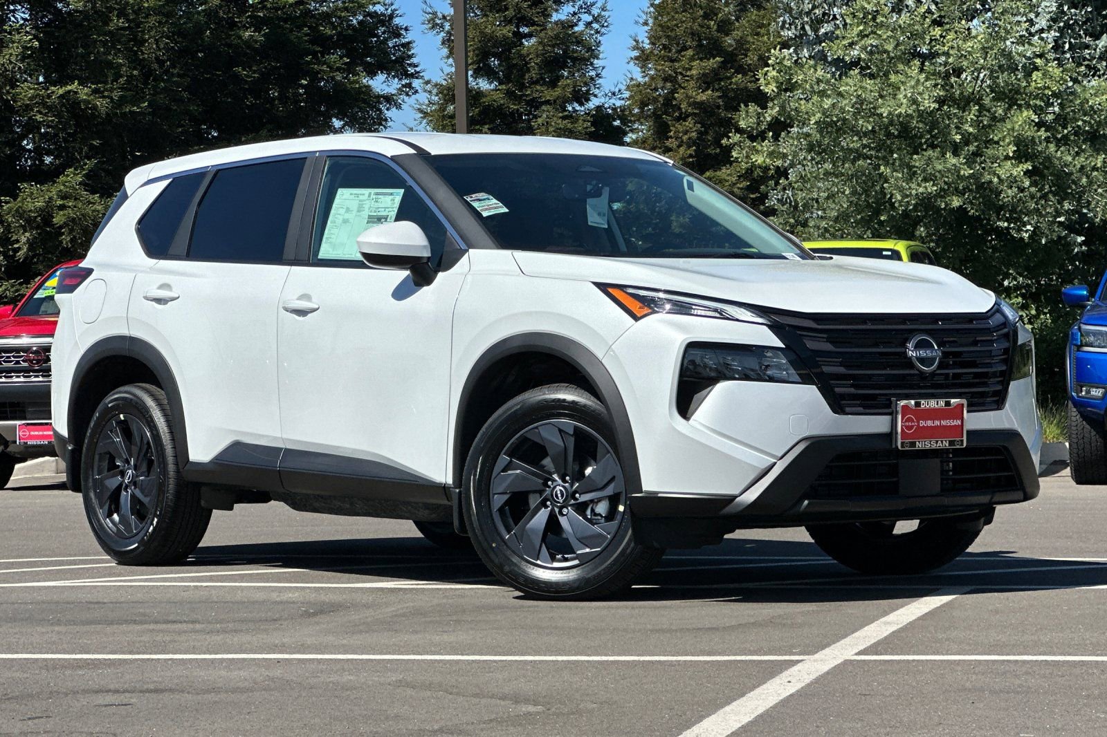 New 2026 Nissan Rogue SV image 1