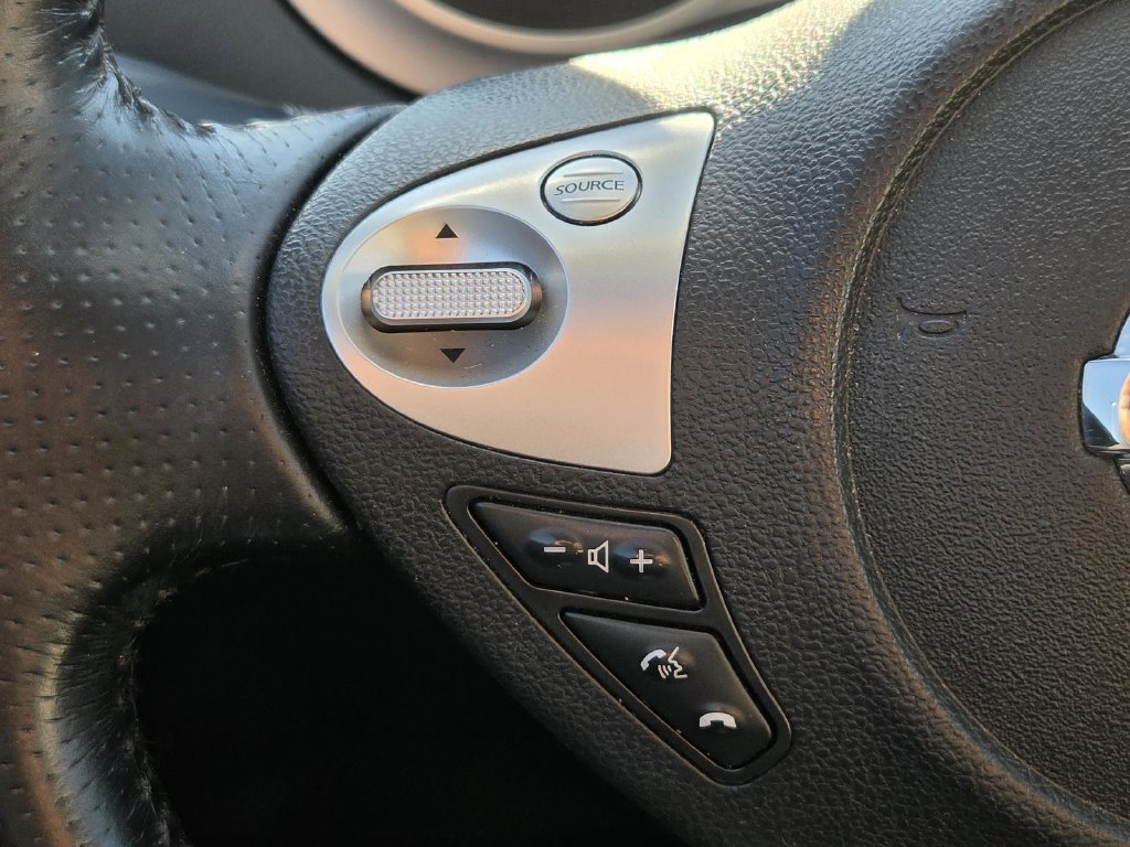 Used 2013 Nissan Juke SV FWD image 30