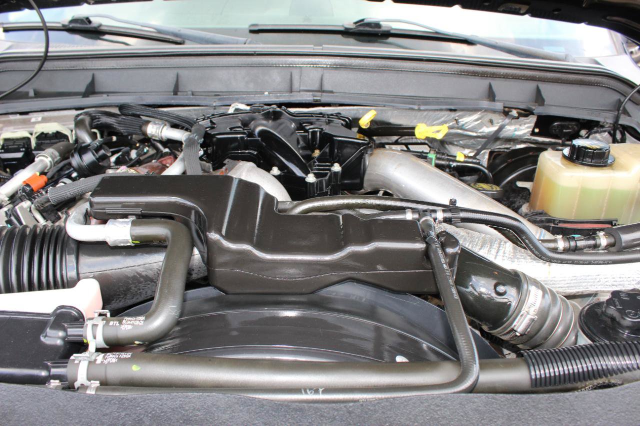 Used 2013 Ford F250 Lariat w/ Lariat Ultimate Pkg AWD/4WD image 38