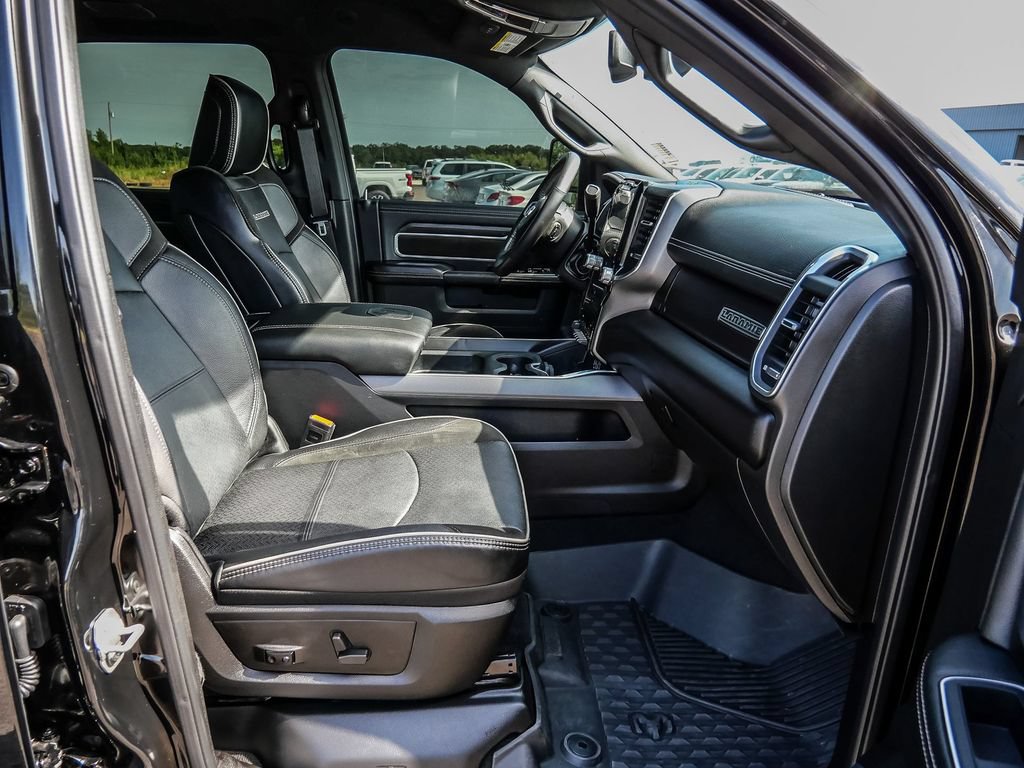 Used 2024 RAM 2500 Laramie w/ Sport Appearance Package AWD/4WD image 19