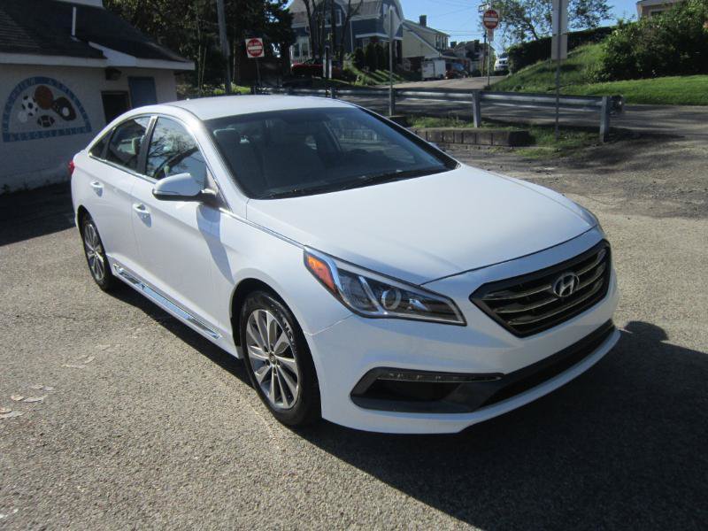 Used 2016 Hyundai Sonata Sport FWD image 4