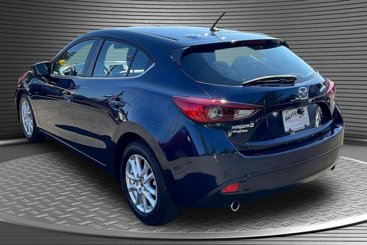 Used 2014 MAZDA MAZDA3 i Touring FWD image 4