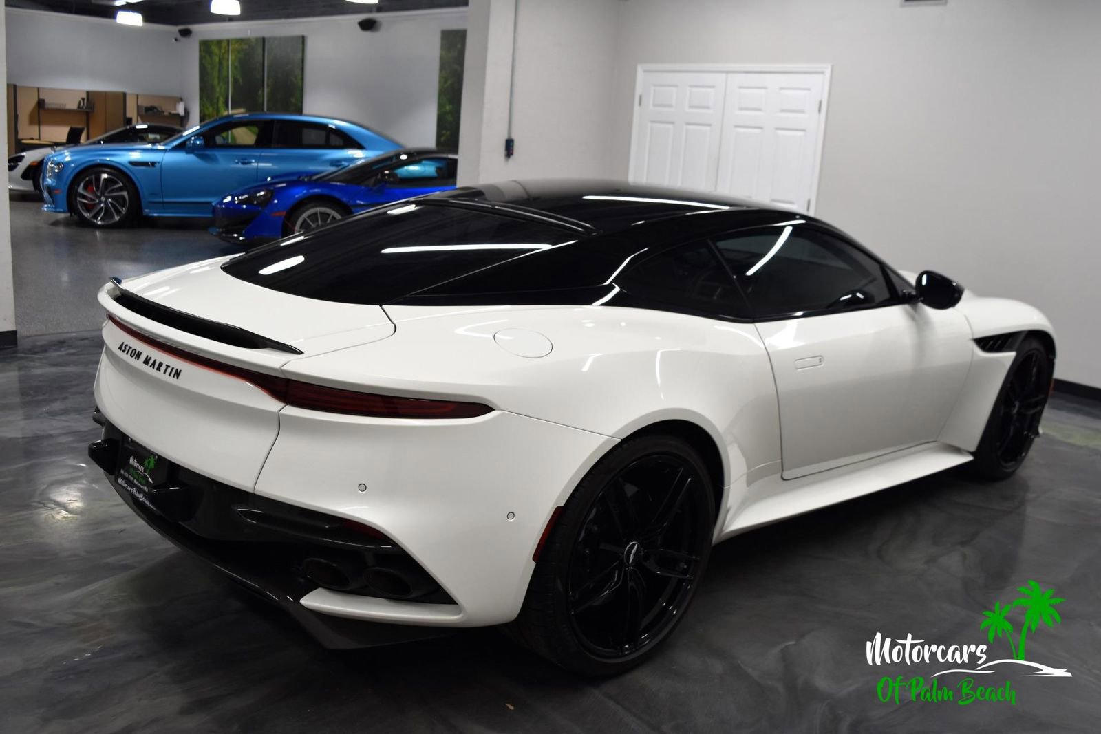 Used 2019 Aston Martin DBS Superleggera image 12