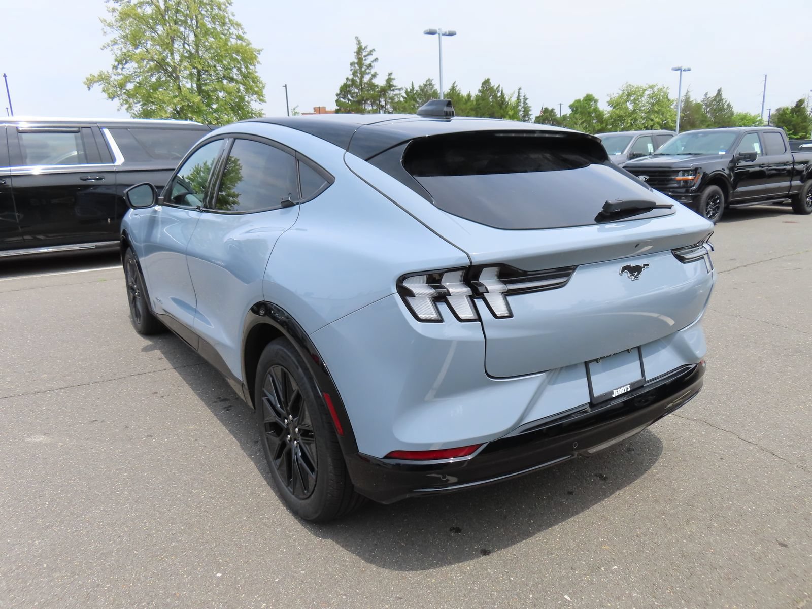 New 2026 Ford Mustang Mach-E Premium w/ Sport Appearance Package AWD/4WD image 6