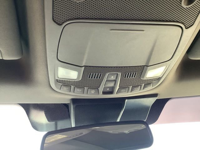 Used 2019 Ford F150 Lariat w/ Equipment Group 502A Luxury AWD/4WD image 27
