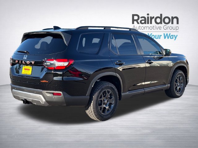 Used 2026 Honda Pilot TrailSport image 7