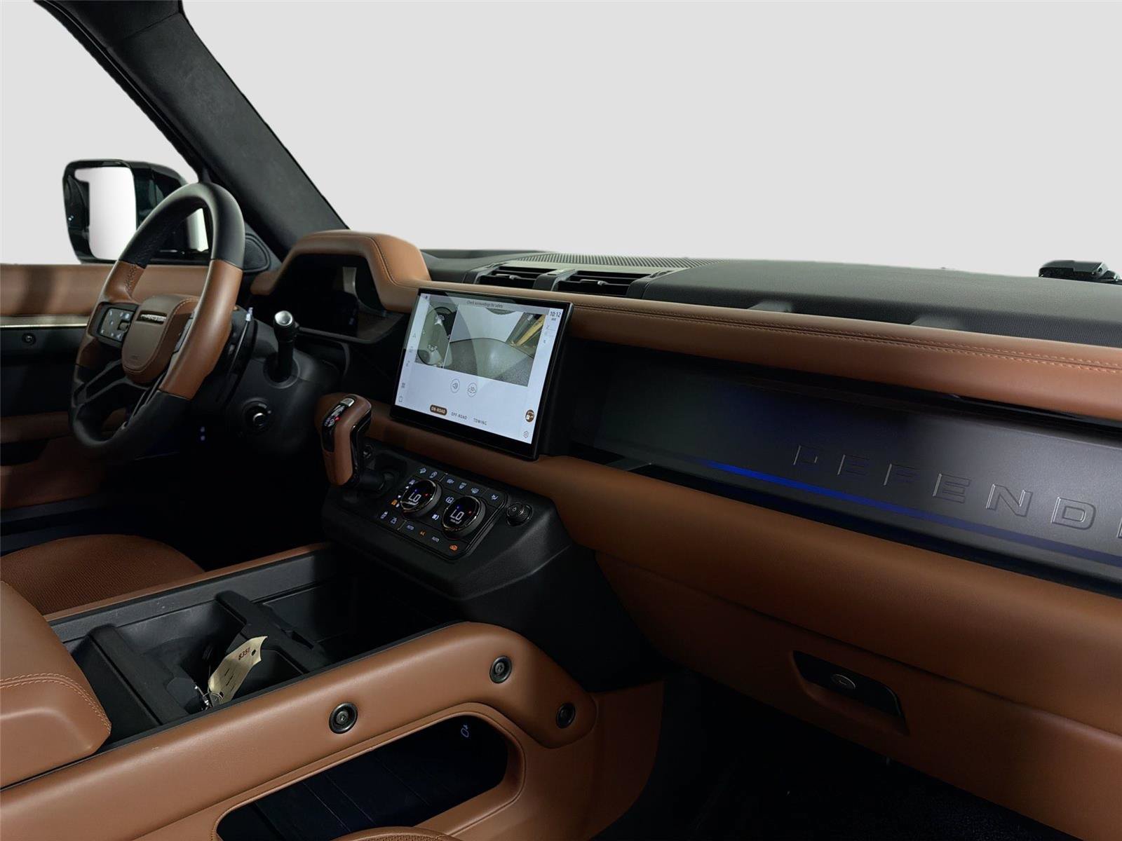 Certified 2025 Land Rover Defender 110 AWD/4WD image 28
