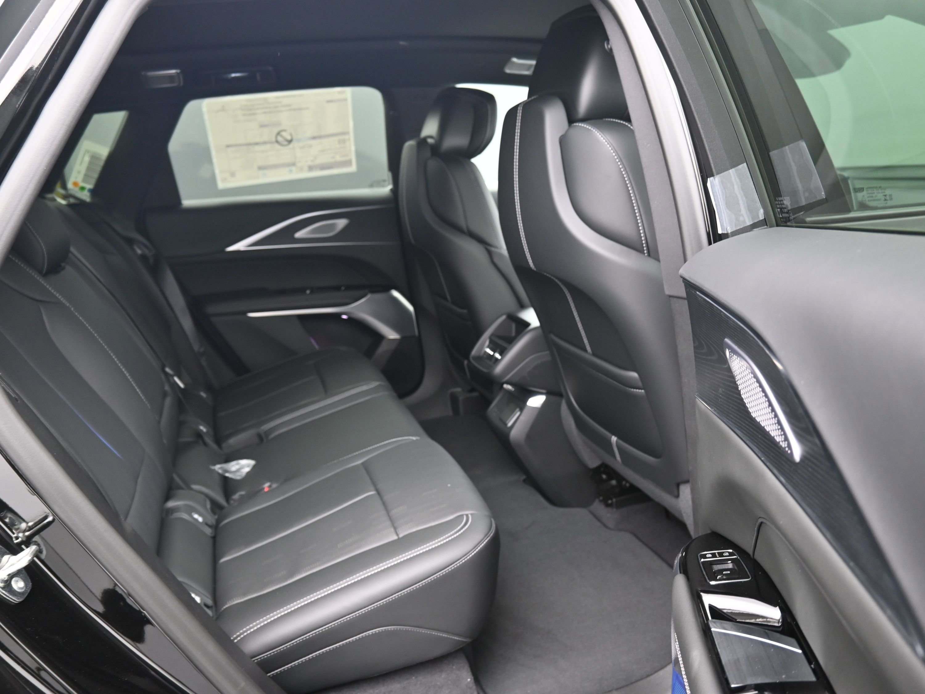 New 2026 Cadillac Lyriq Premium Sport w/ LPO, Floor Liner Package AWD/4WD image 12