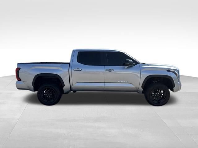 Used 2024 Toyota Tundra SR5 w/ SR5 Premium Package AWD/4WD image 6