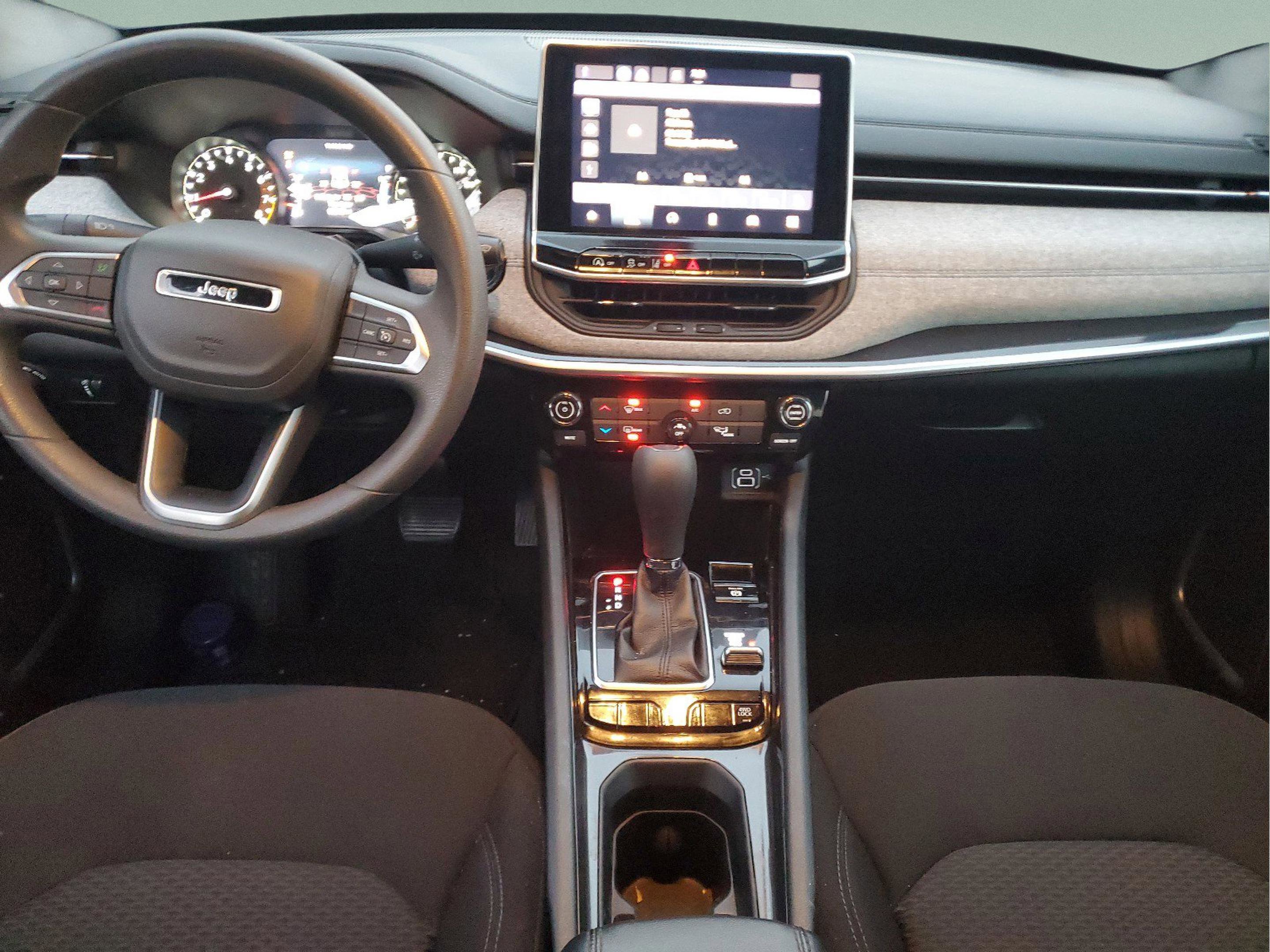 Certified 2024 Jeep Compass Sport image 10