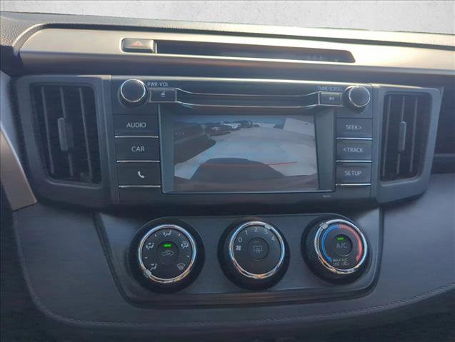 Used 2017 Toyota RAV4 LE image 15