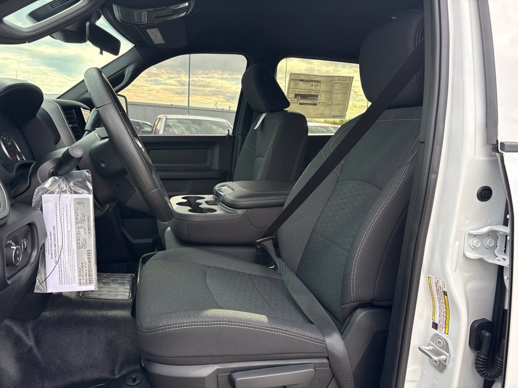 New 2027 RAM 3500 Tradesman AWD/4WD image 2