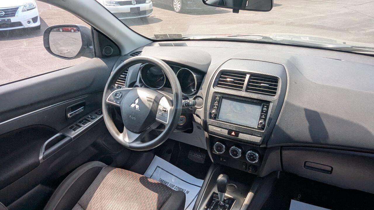 Used 2019 Mitsubishi Outlander Sport LE image 29