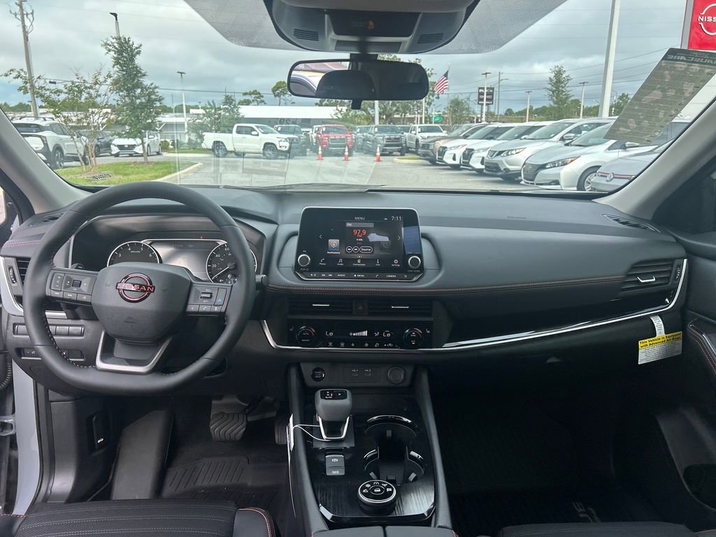 New 2026 Nissan Rogue SV image 27