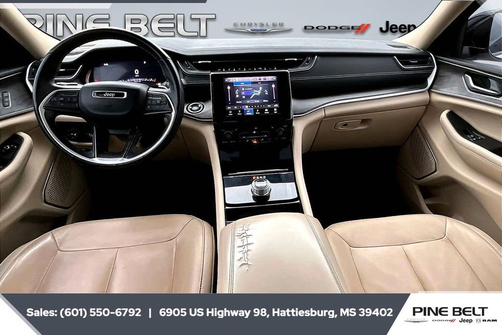 Used 2022 Jeep Grand Cherokee L Limited w/ Trailer Tow Group (B) image 13