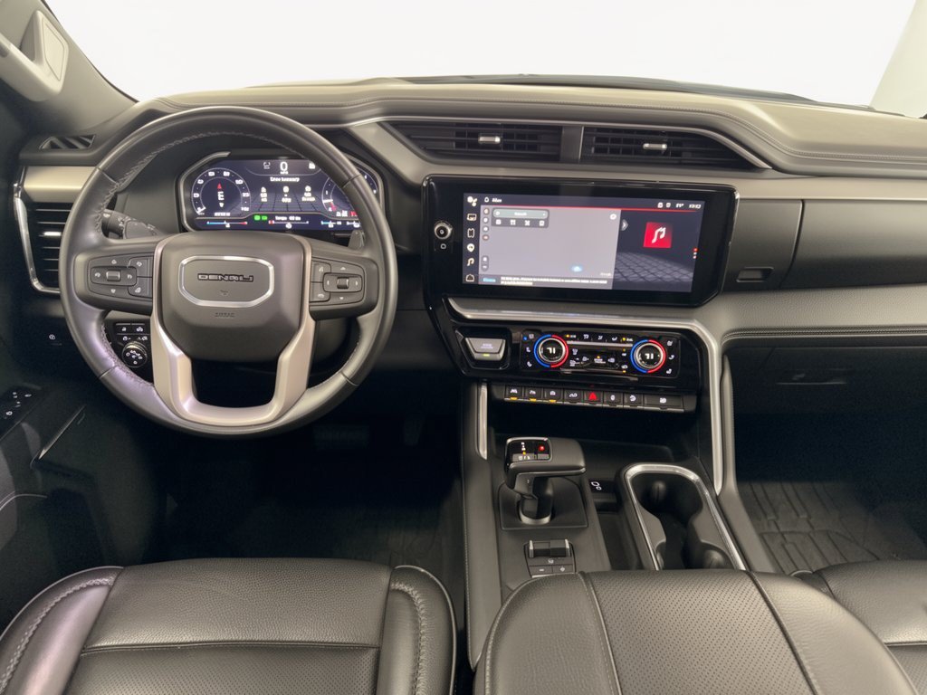 Used 2023 GMC Sierra 1500 Denali w/ Denali Reserve Package AWD/4WD image 17