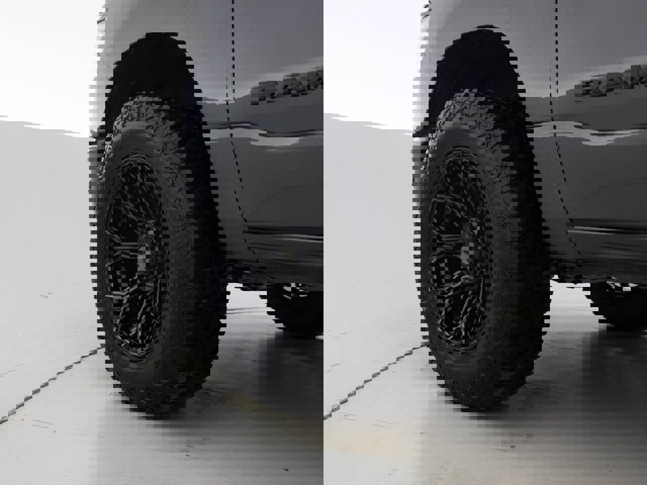 Used 2020 RAM 1500 Big Horn AWD/4WD image 17