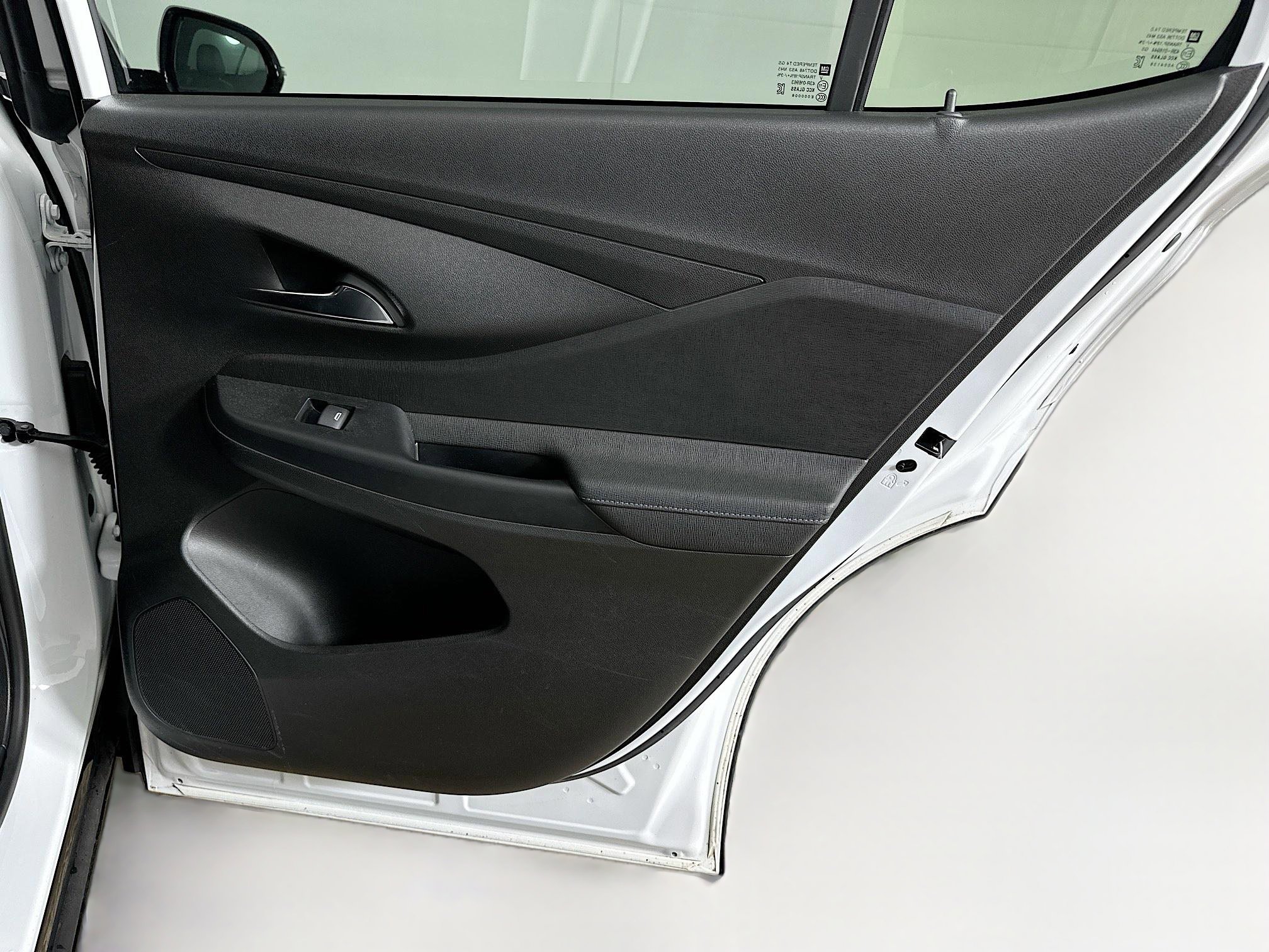 Used 2025 Buick Envista Sport Touring FWD image 28