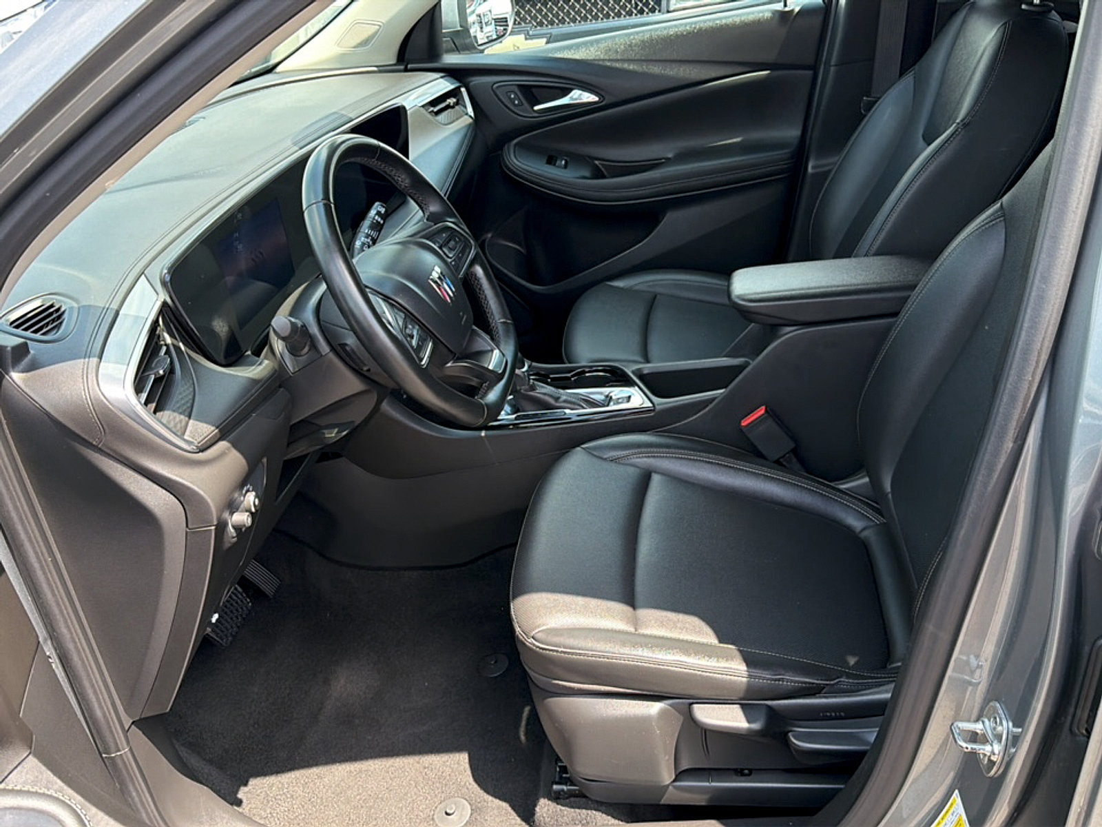 Used 2024 Buick Encore GX Sport Touring AWD/4WD image 13
