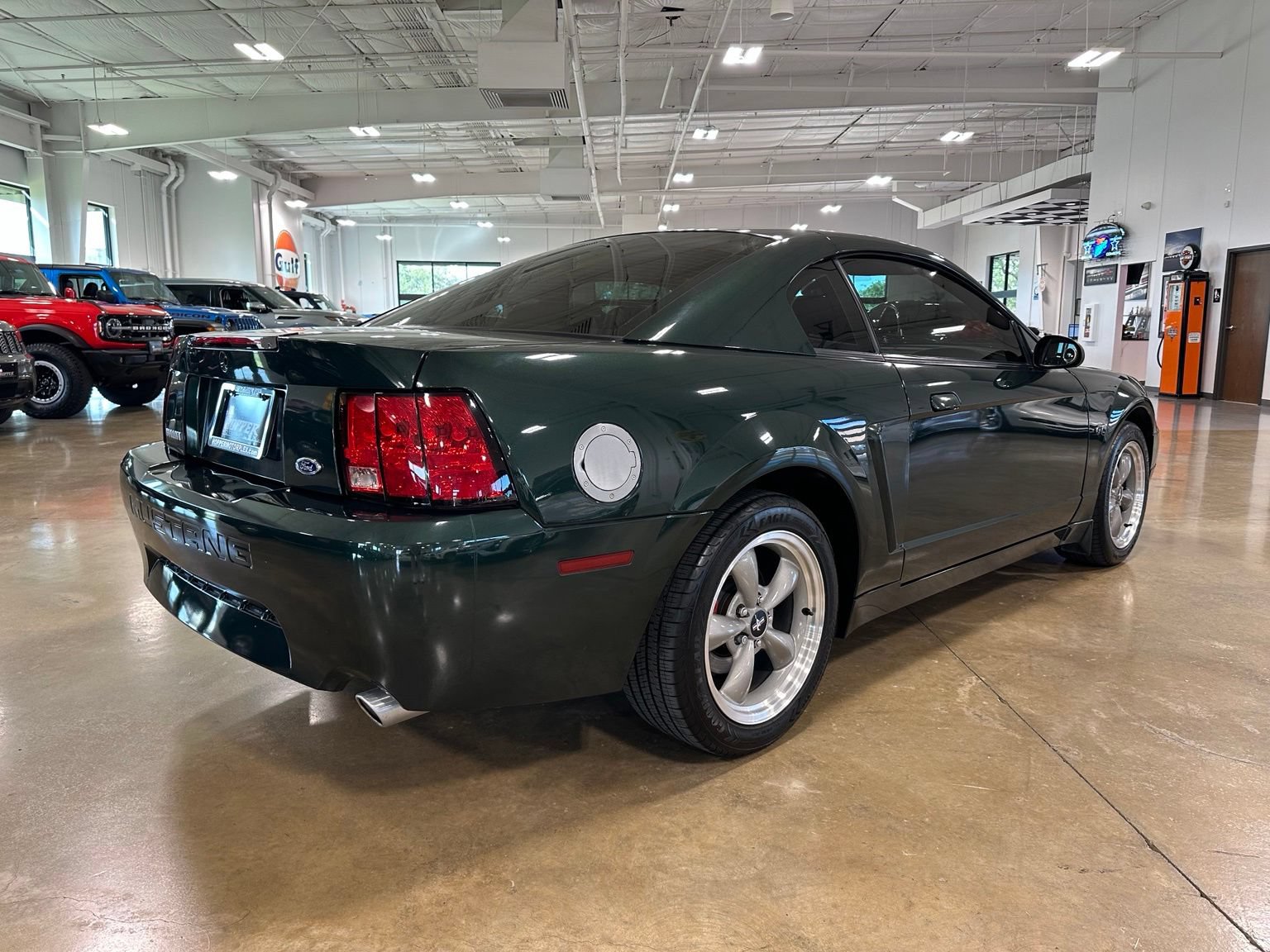 Used 2001 Ford Mustang GT RWD image 7