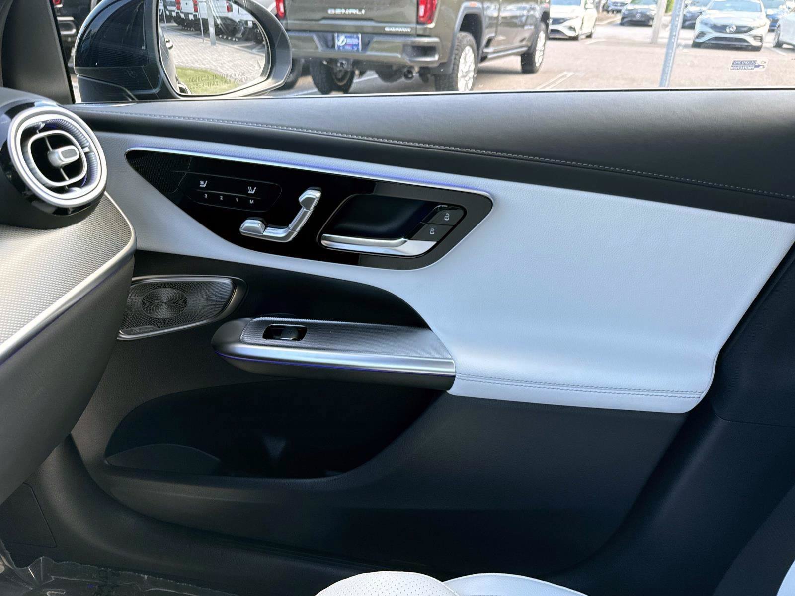 New 2027 Mercedes-Benz GLC 300 image 24