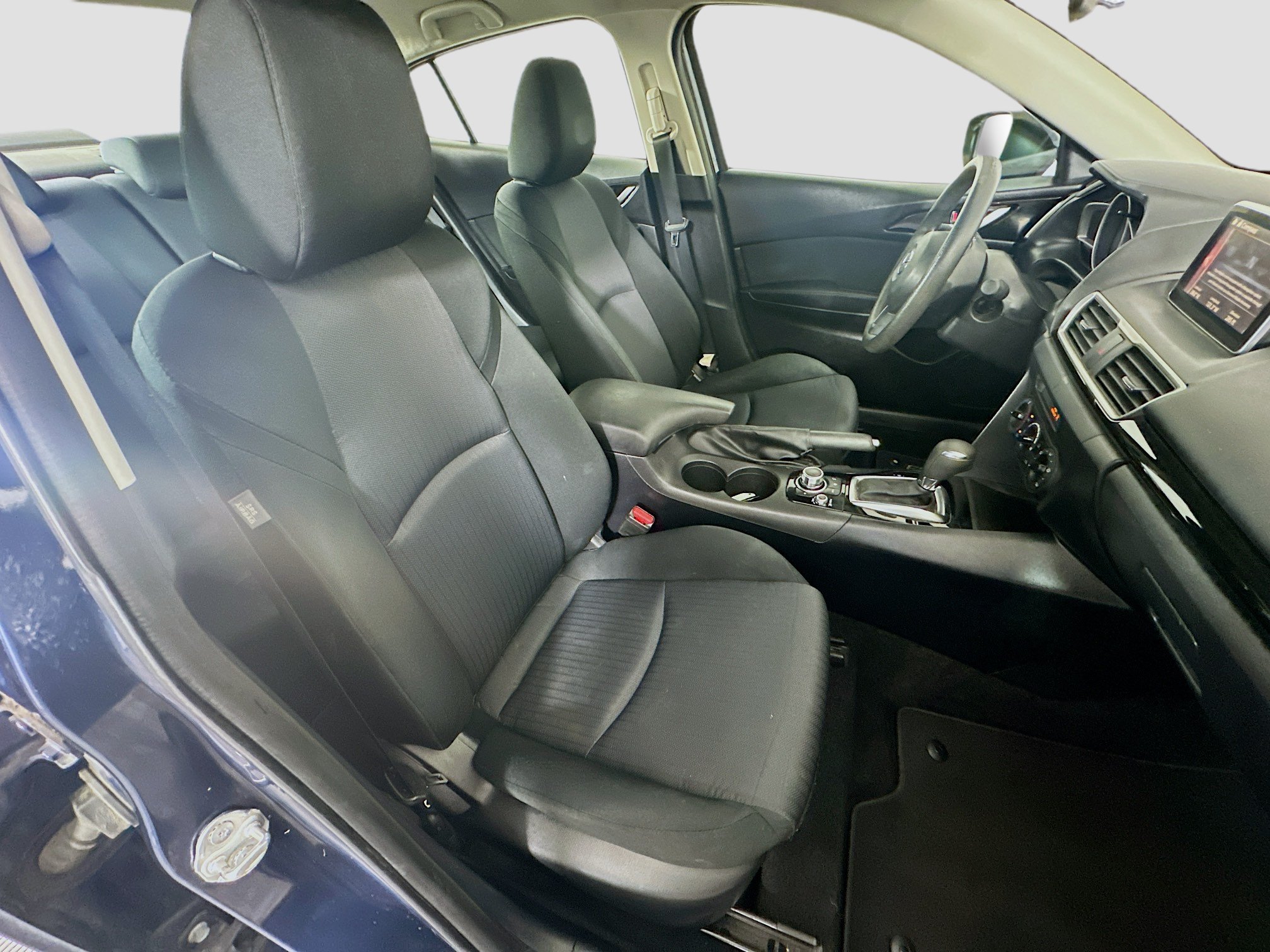 Used 2015 MAZDA MAZDA3 i Sport FWD image 28