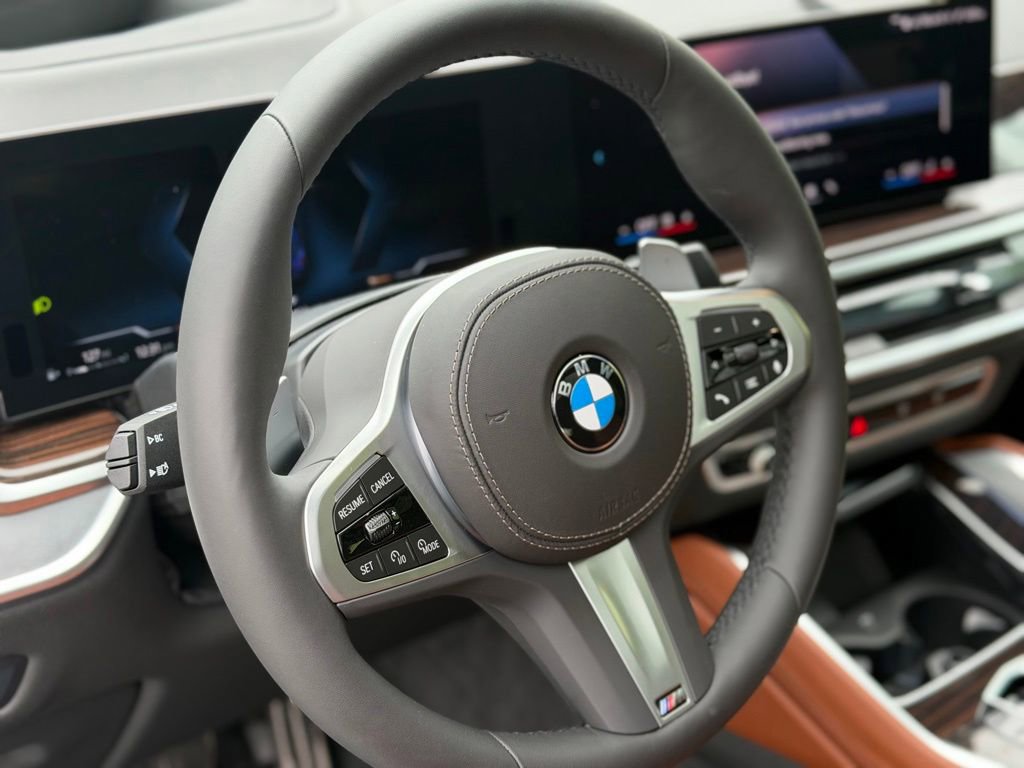 New 2027 BMW X6 xDrive40i AWD/4WD image 14