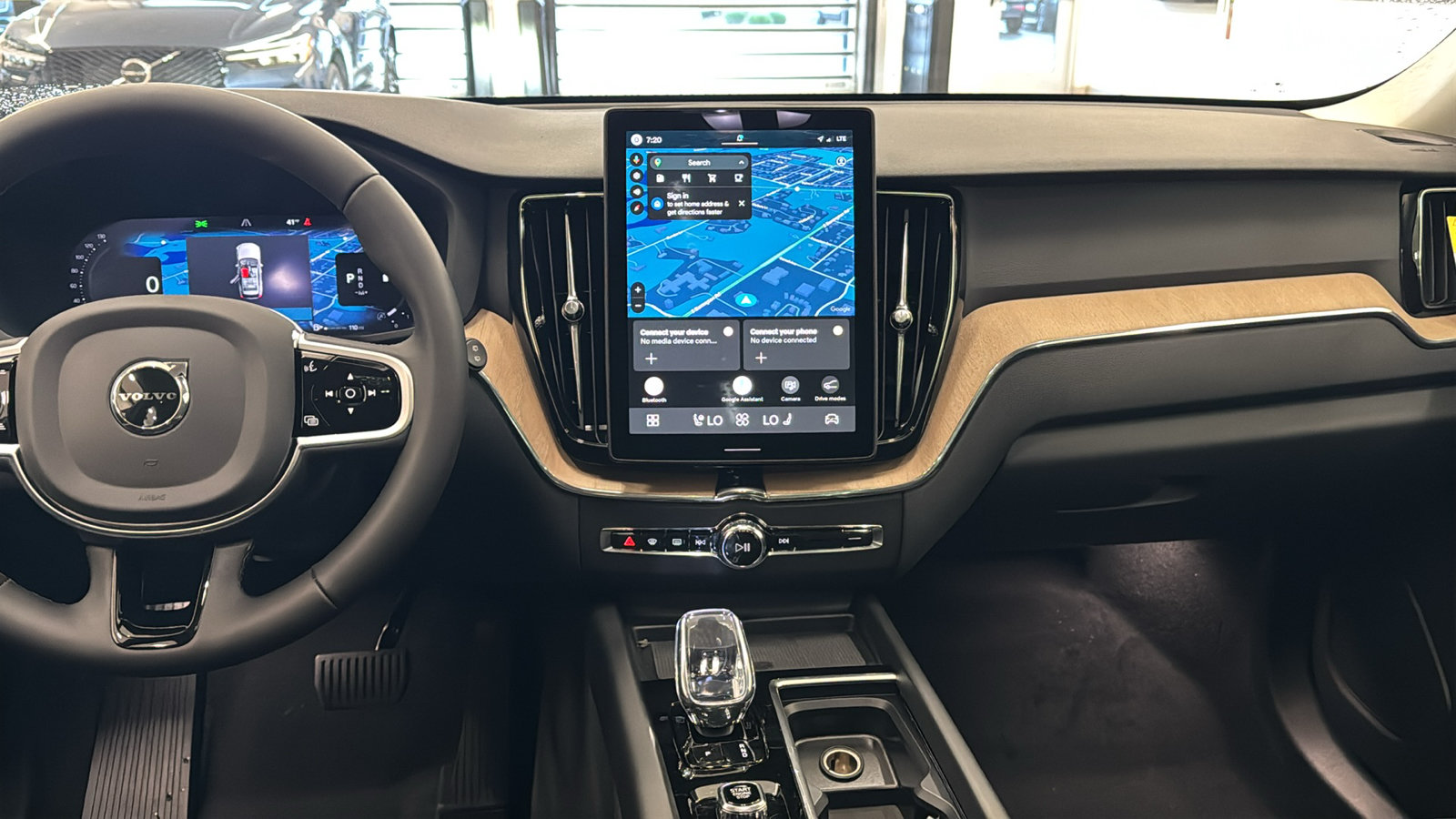 New 2026 Volvo XC60 B5 Plus w/ Climate Package AWD/4WD image 11