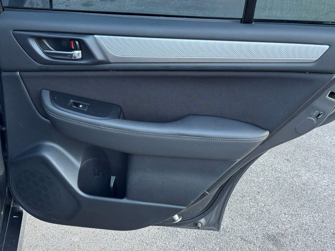 Used 2018 Subaru Legacy 2.5i Premium w/ Popular Package #1 image 18