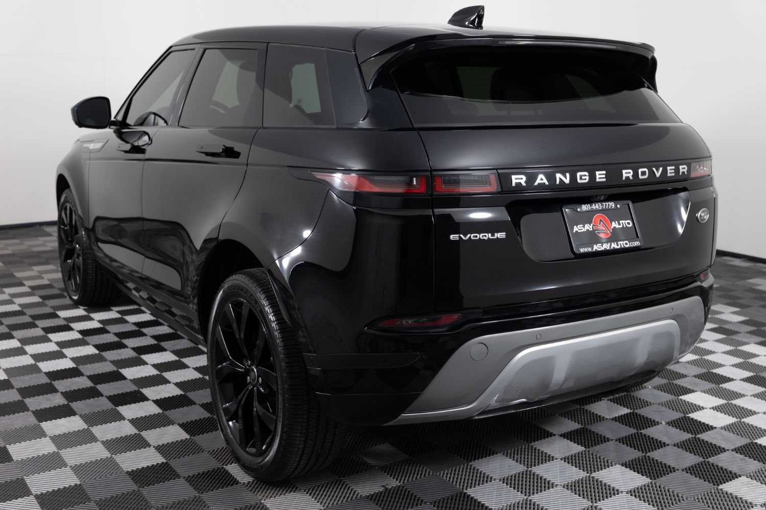 Used 2020 Land Rover Range Rover Evoque SE AWD/4WD image 5