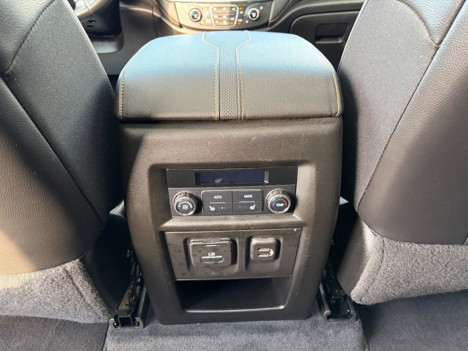 Used 2021 Chevrolet Traverse Premier image 23