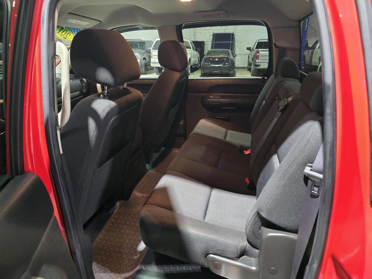 Used 2011 Chevrolet Silverado 1500 LT w/ All-Star Edition image 33