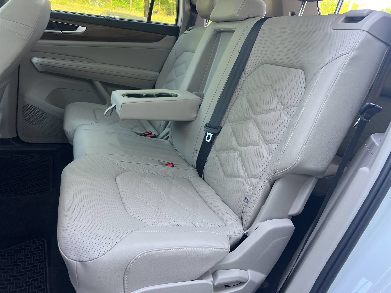 Certified 2026 Volkswagen Atlas SE w/ Panoramic Sunroof Package FWD image 34
