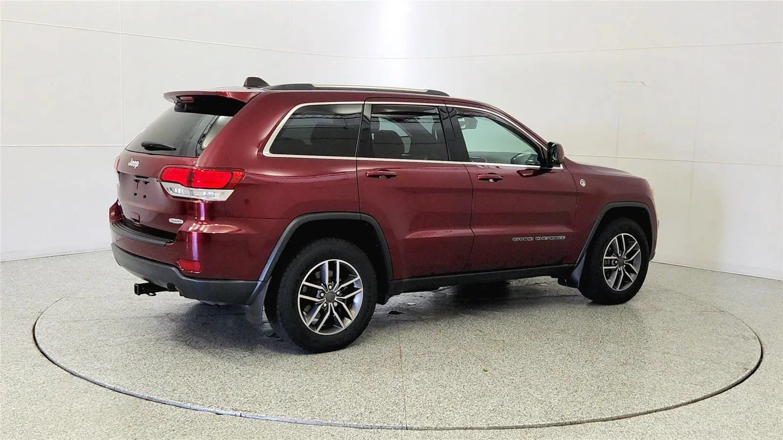 Used 2020 Jeep Grand Cherokee Laredo w/ Quick Order Package 2BN North AWD/4WD image 7