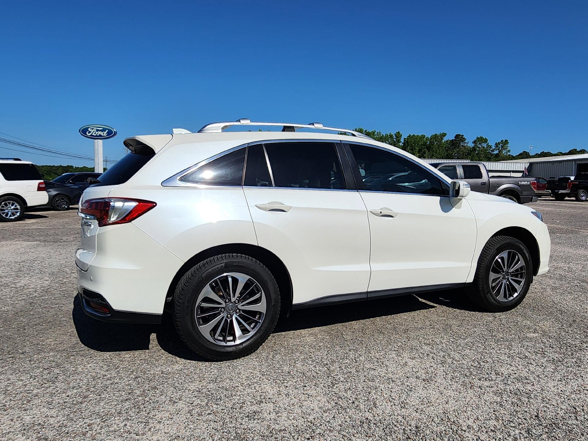 Used 2016 Acura RDX w/ Advance Package FWD image 3