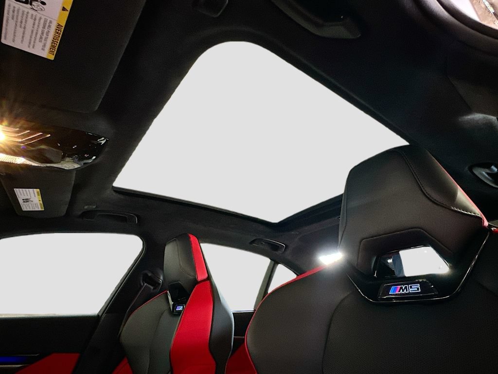 New 2027 BMW M5 w/ Executive Package AWD/4WD image 23