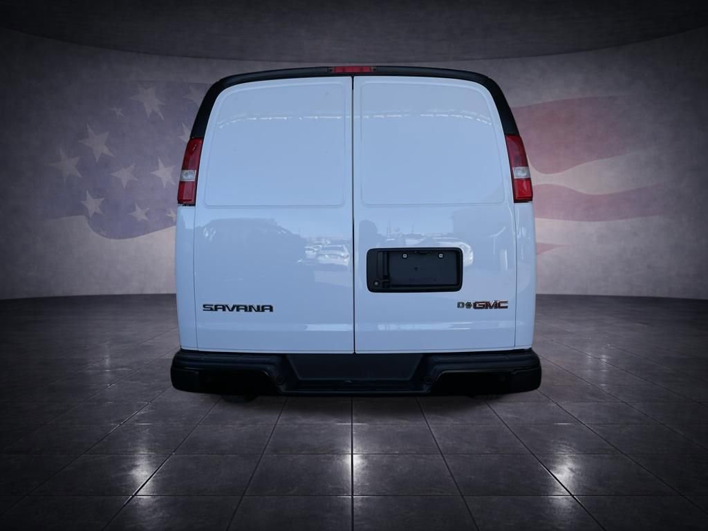 Used 2023 GMC Savana 2500 Work Van w/ Driver Convenience Package image 4