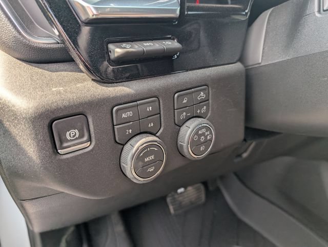 New 2026 Chevrolet Silverado 3500 High Country w/ High Country Premium Package AWD/4WD image 17