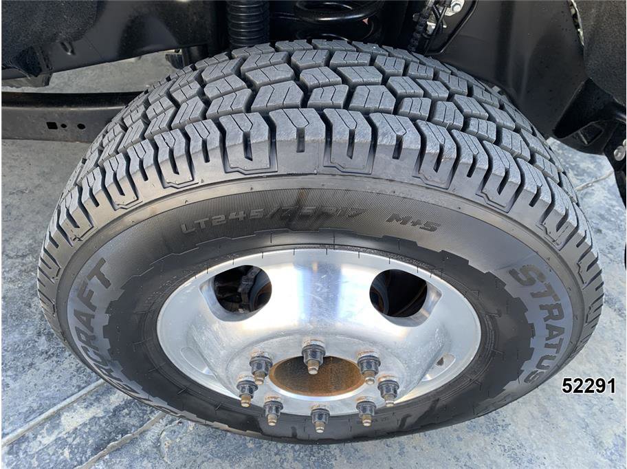 Used 2023 Ford F350 XLT w/ FX4 Off-Road Package image 18