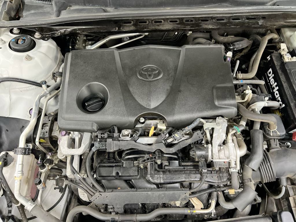Used 2018 Toyota Camry XSE FWD image 24
