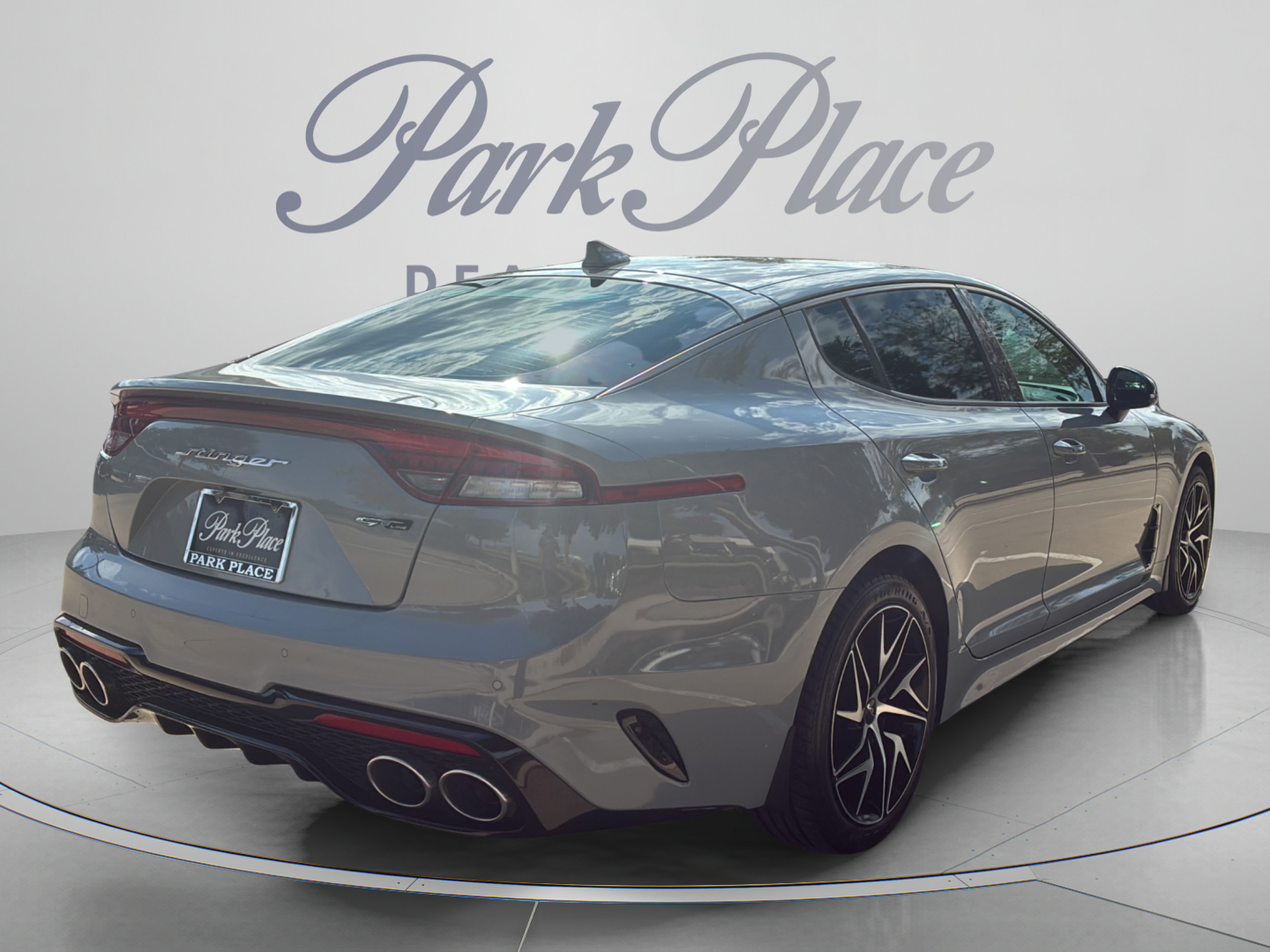 Used 2022 Kia Stinger GT-Line RWD image 5