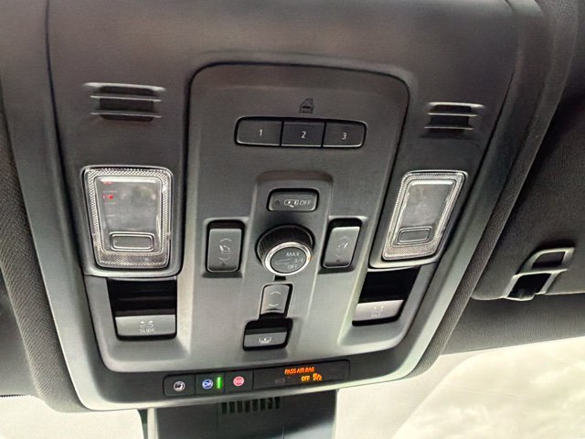 Used 2023 Chevrolet Suburban Z71 w/ Luxury Package AWD/4WD image 19