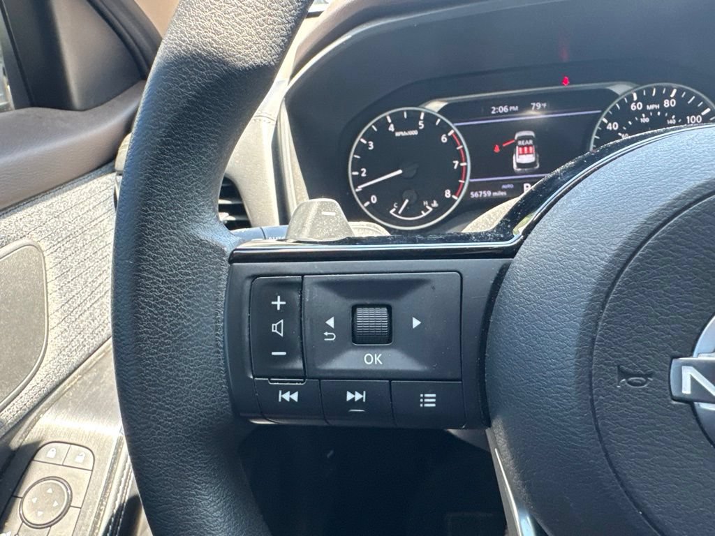 Used 2023 Nissan Rogue SV AWD/4WD image 14