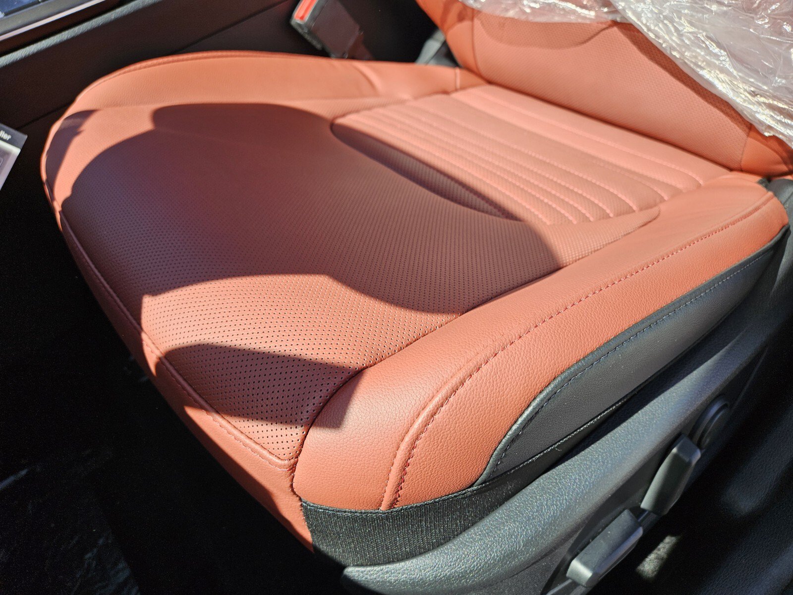 New 2026 Kia Sportage SX FWD image 8