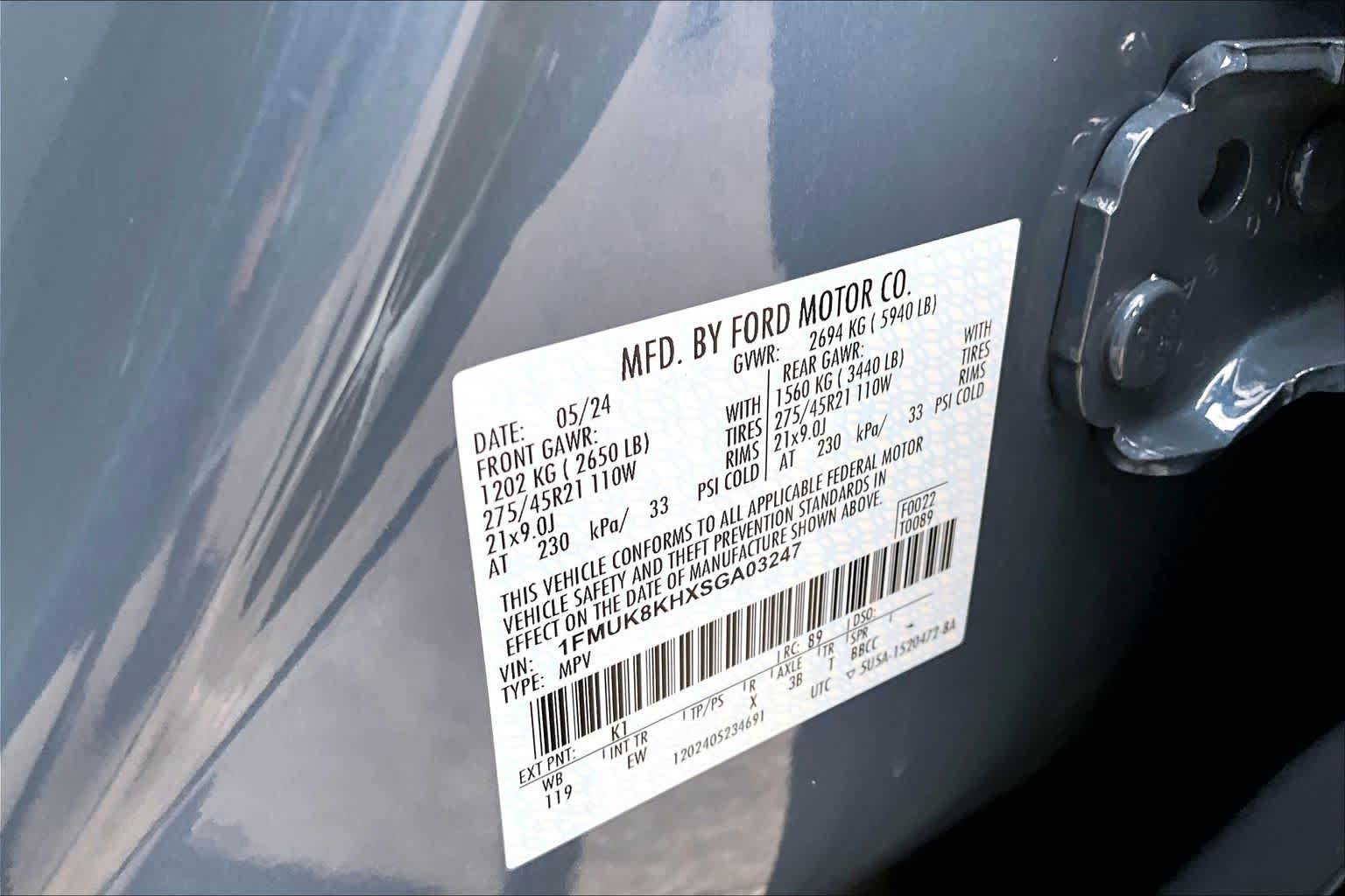Certified 2025 Ford Explorer ST-Line w/ Premium Package image 34