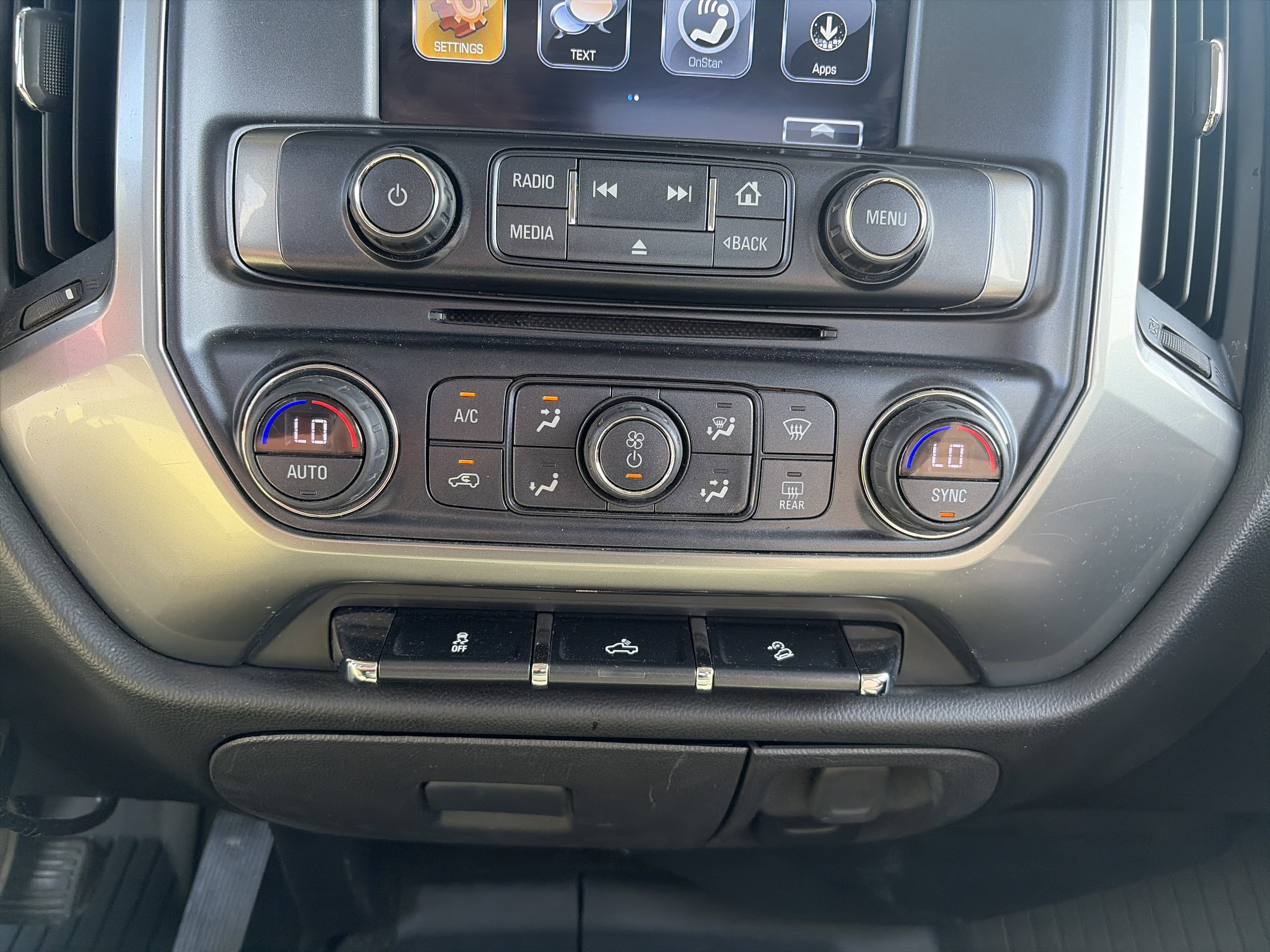 Used 2018 Chevrolet Silverado 1500 LT w/ All Star Edition image 41