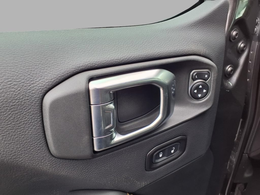New 2026 Jeep Gladiator Sport AWD/4WD image 18